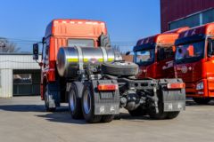 青岛解放 JH5重卡 460马力 6X4 LNG牵引车(CA4250P2K8T1NE6A80)