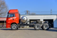 青岛解放 JH5重卡 460马力 6X4 LNG牵引车(CA4250P2K8T1NE6A80)