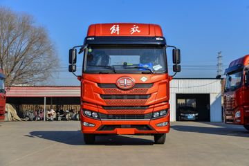 青岛解放 JH5重卡 530马力 6X4 LNG牵引车(解放12档)(液缓)(CA4250P2K8T1NE6A80)