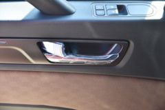 青岛解放 JH5重卡 460马力 6X4 LNG牵引车(CA4250P2K8T1NE6A80)