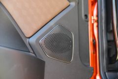 青岛解放 JH5重卡 460马力 6X4 LNG牵引车(CA4250P2K8T1NE6A80)