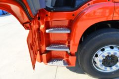 青岛解放 JH6重卡 质惠版 480马力 6X4 LNG自动档牵引车(一汽12档)(液缓)(CA4251P25K2T1NE6A80) 青岛解放 JH6重卡 质惠版 480马力 6X4 LNG自动档牵引车(一汽12档)(液缓)(CA4251P25K2T1NE6A80)