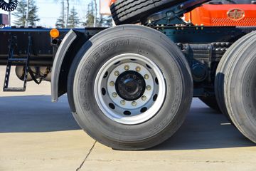 �ൺ��� JH6�ؿ� �ʻݰ� 480���� 6X4 LNG�Զ���ǣ����(һ��12��)(Һ��)ͼƬ