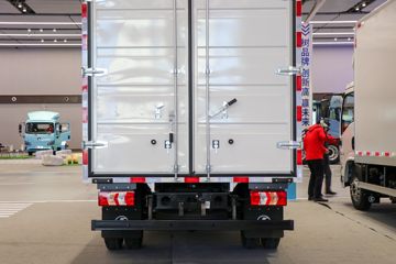 �������ó� ����G300 163���� 4.2��AMT�Զ���������ʽ�ῨͼƬ