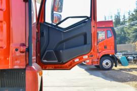 解放J6L&nbsp;载货车驾驶室                                               图片