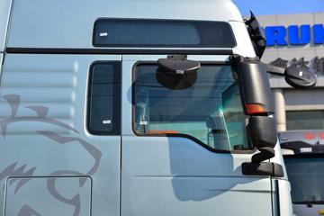 �й����� �ǵ¿�SITRAK G7H�ؿ� 610���� 6X4 AMT�Զ���ǣ����(Һ��)ͼƬ