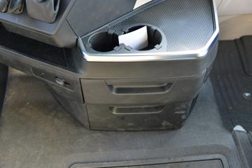 �й����� �ǵ¿�SITRAK G7H�ؿ� 610���� 6X4 AMT�Զ���ǣ����(Һ��)ͼƬ