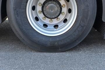 �й����� �ǵ¿�SITRAK G7H�ؿ� 610���� 6X4 AMT�Զ���ǣ����(Һ��)ͼƬ