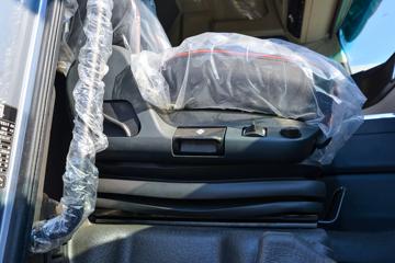 �й����� �ǵ¿�SITRAK G7S�ؿ� �ݻ��� 570���� 6X4 AMT�Զ���ǣ����(Һ��)ͼƬ