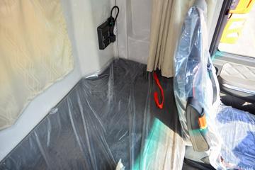 �й����� �ǵ¿�SITRAK G7S�ؿ� �ݻ��� 570���� 6X4 AMT�Զ���ǣ����(Һ��)ͼƬ