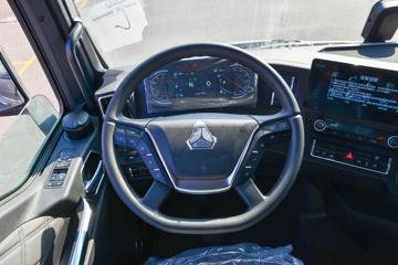 �й����� �ǵ¿�SITRAK G7S�ؿ� �ݻ��� 570���� 6X4 AMT�Զ���ǣ����(Һ��)ͼƬ