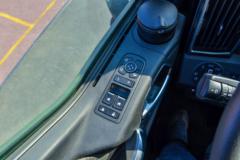 中国重汽 汕德卡SITRAK G7S重卡 奢华版 570马力 6X4 AMT自动档牵引车(液缓)