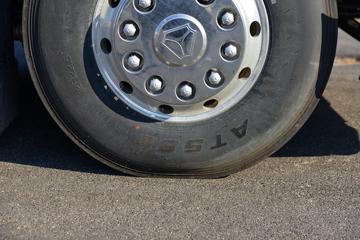 �й����� �ǵ¿�SITRAK G7S�ؿ� �ݻ��� 570���� 6X4 AMT�Զ���ǣ����(Һ��)ͼƬ