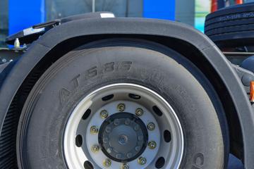 �й����� �ǵ¿�SITRAK G7S�ؿ� �ݻ��� 570���� 6X4 AMT�Զ���ǣ����(Һ��)ͼƬ