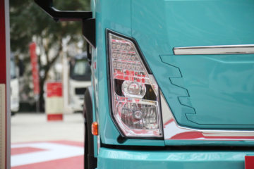 �й������ɶ����ó� V2-X 4.5T 4.15�׵��Ŵ��綯��դʽ�Ῠ100.46kWhͼƬ