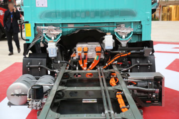 �й������ɶ����ó� V2-X 4.5T 4.15�׵��Ŵ��綯��դʽ�Ῠ100.46kWhͼƬ