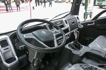 �й������ɶ����ó� V1-X С��ʨ 12T 4X2 3.8�״��綯��ж��140kWhͼƬ