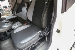 中国重汽成都商用车 豪沃V5-X 新星版 245马力 4X2 6.8米厢式载货车 中国重汽成都商用车 豪沃V5-X 新星版 245马力 4X2 6.8米厢式载货车