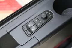 中国重汽成都商用车 豪沃V5-X 新星版 245马力 4X2 6.8米厢式载货车 中国重汽成都商用车 豪沃V5-X 新星版 245马力 4X2 6.8米厢式载货车