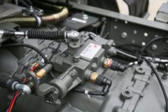 中国重汽成都商用车 豪沃V5-X 新星版 245马力 4X2 6.8米厢式载货车 中国重汽成都商用车 豪沃V5-X 新星版 245马力 4X2 6.8米厢式载货车