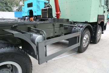 �й������ɶ����ó� V7-X ����ȫ�ڰ� 31T 8X4 5.6�׻���ʽ���綯��ж��601kWhͼƬ