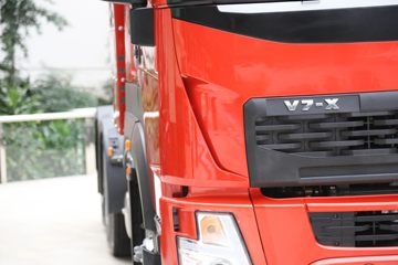 �й������ɶ����ó� V7-X ȫ�ڰ� 25T 6X4 ����ʽ���綯ǣ����601kWhͼƬ