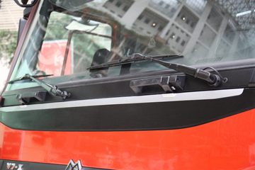 �й������ɶ����ó� V7-X ȫ�ڰ� 25T 6X4 ����ʽ���綯ǣ����601kWhͼƬ