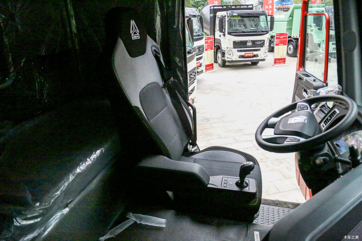 йɶó V7-X ȫڰ 25T 6X4 ʽ綯ǣ601kWhʻ