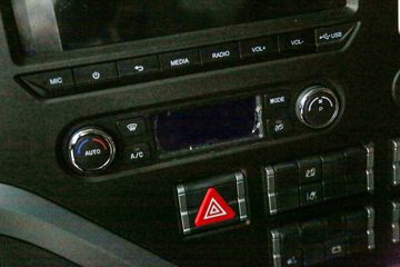 �й������ɶ����ó� V7-X ȫ�ڰ� 25T 6X4 ����ʽ���綯ǣ����601kWhͼƬ