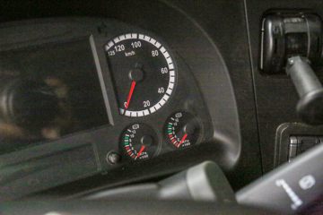 �й������ɶ����ó� V7-X ȫ�ڰ� 25T 6X4 ����ʽ���綯ǣ����601kWhͼƬ