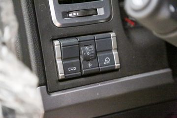 �й������ɶ����ó� V7-X ȫ�ڰ� 25T 6X4 ����ʽ���綯ǣ����601kWhͼƬ