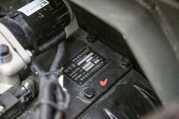 �й������ɶ����ó� V7-X ȫ�ڰ� 25T 6X4 ����ʽ���綯ǣ����601kWhͼƬ