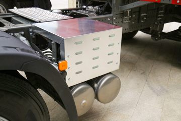 �й������ɶ����ó� V7-X ȫ�ڰ� 25T 6X4 ����ʽ���綯ǣ����601kWhͼƬ