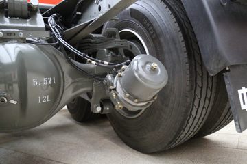 �й������ɶ����ó� V7-X ȫ�ڰ� 25T 6X4 ����ʽ���綯ǣ����601kWhͼƬ