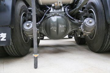 �й������ɶ����ó� V7-X ȫ�ڰ� 25T 6X4 ����ʽ���綯ǣ����601kWhͼƬ