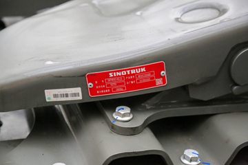 �й������ɶ����ó� V7-X ȫ�ڰ� 25T 6X4 ����ʽ���綯ǣ����601kWhͼƬ