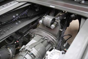 �й������ɶ����ó� V7-X ȫ�ڰ� 25T 6X4 ����ʽ���綯ǣ����601kWhͼƬ