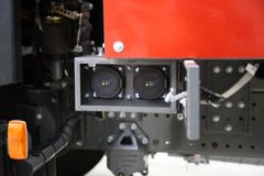 中国重汽成都商用车 V7-X 全勤版 25T 6X4 换电式纯电动牵引车601kWh