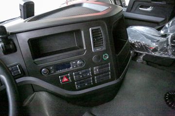 �й������ɶ����ó� V7-X 25T 6X4 ȼ�ϵ��ǣ����129kWhͼƬ