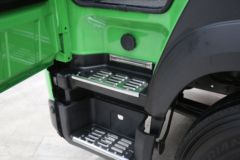 中国重汽成都商用车 V7-X 25T 6X4 燃料电池牵引车129kWh
