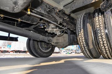 ��� J6F �вƻ� 137���� 4.2�׵��������Ῠ(CA1043P40K61L2E6A84)ͼƬ