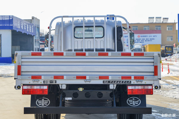 ������J6F�ػ���ϵ�У������Żݣ���0.3�򣬸Ͽ�������