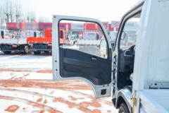 跃进 福星S100V 116马力 4.2米单排栏板小卡(液刹)