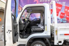 福田 奥铃V卡 1.6L 122马力 汽油 3.19米单排栏板小卡(BJ1031V4JV4-AA1)