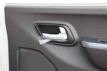 ���� ����V�� 1.6L 122���� ���� 2.7��˫������С��ͼƬ