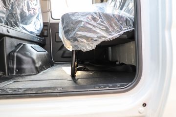 ���� ����V�� 1.6L 122���� ���� 2.7��˫������С��ͼƬ