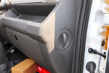 ���� ����V�� 1.6L 122���� ���� 2.7��˫������С��ͼƬ