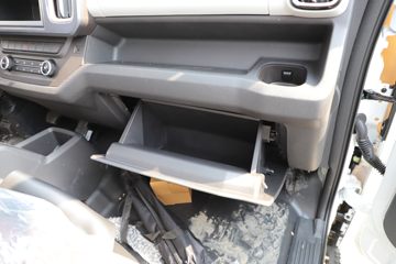 ���� ����V�� 1.6L 122���� ���� 2.7��˫������С��ͼƬ