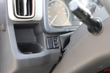 ���� ����V�� 1.6L 122���� ���� 2.7��˫������С��ͼƬ