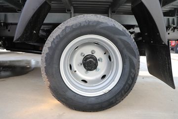 ���� ����V�� 1.6L 122���� ���� 2.7��˫������С��ͼƬ